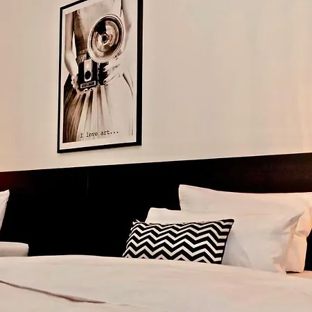 Hotel Merian *